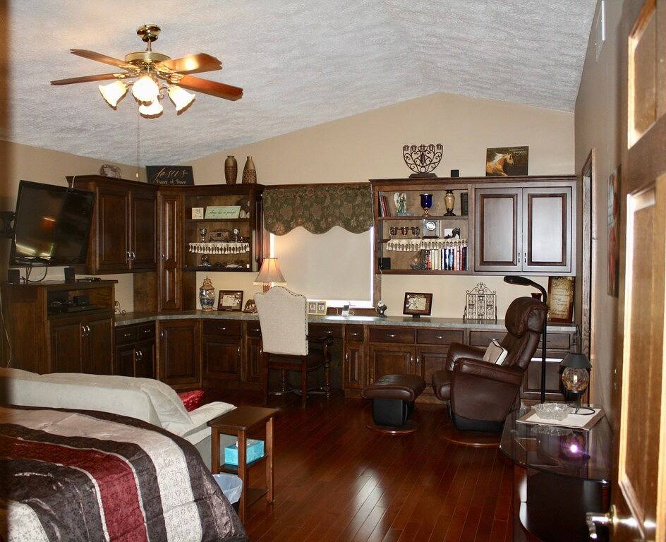 Atemberaubender Ausblick, 2 Küchen, Naturlehrpfade, bewirtschafteter Bauernhof in Holmes County