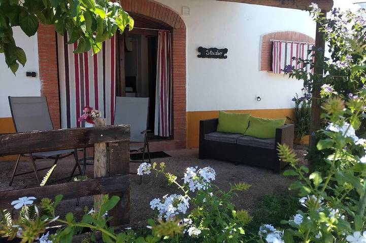 Villa pour 2 personnes, avec piscine et jardin - 1