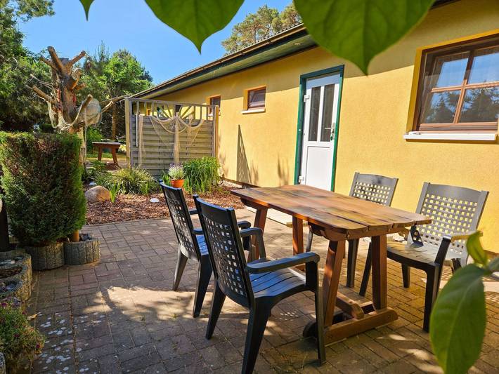 Bungalow für 4 Personen, mit Terrasse in Freest