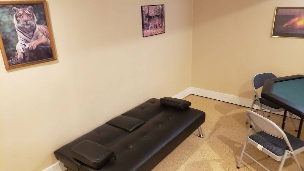 Spacious Sw Omaha Home Near, Garage Game Room, Family-Friendly, Safe Area in Omaha, Nebraska