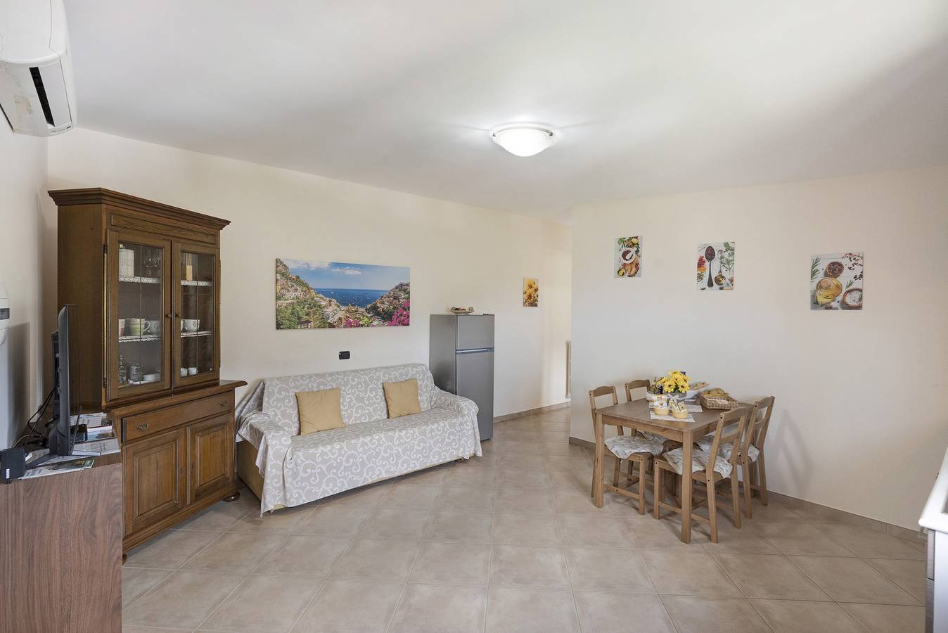 Appartamento intero, Appartamento 'Prima Luce' con Vista Mare, Terrazza Privata e Wi-Fi in Vico Equense, Monti Lattari