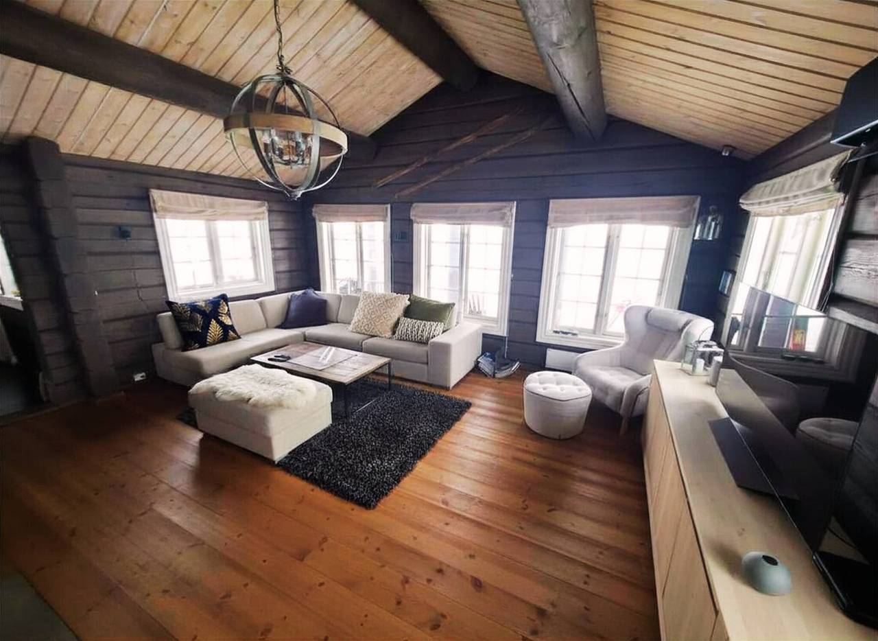 Beautiful classic cabin with sauna and hot tub in Trysil 