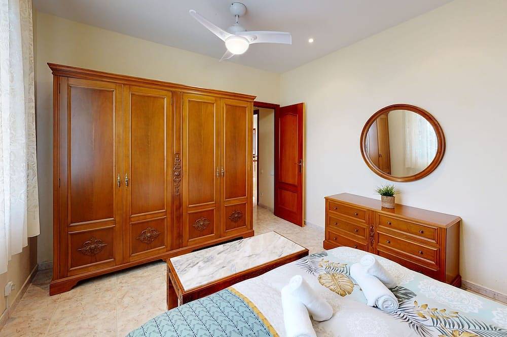 Villa Valentina, Seaview, private pool, garden, Bbq, garage in Mataró, Costa del Maresme