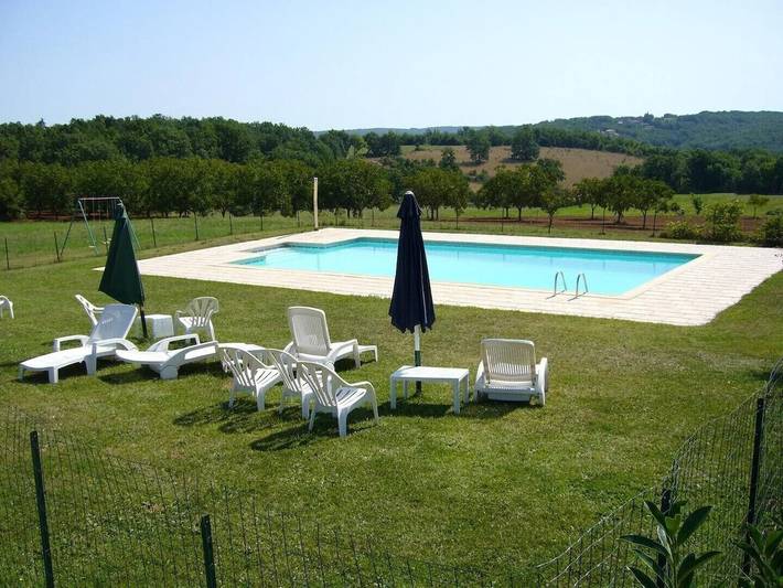 Location de vacances pour 3 personnes, avec piscine ainsi que terrasse et jardin à Salviac - 2