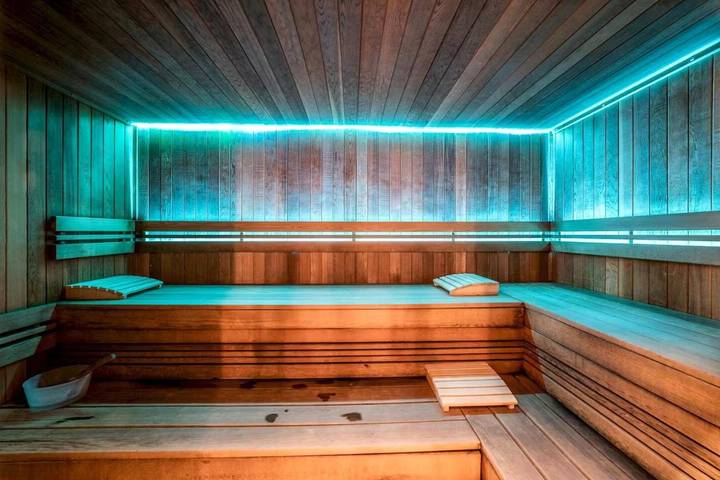 Chambre d’hôte, avec Balcon ainsi que Terrasse et Jardin à Courchevel