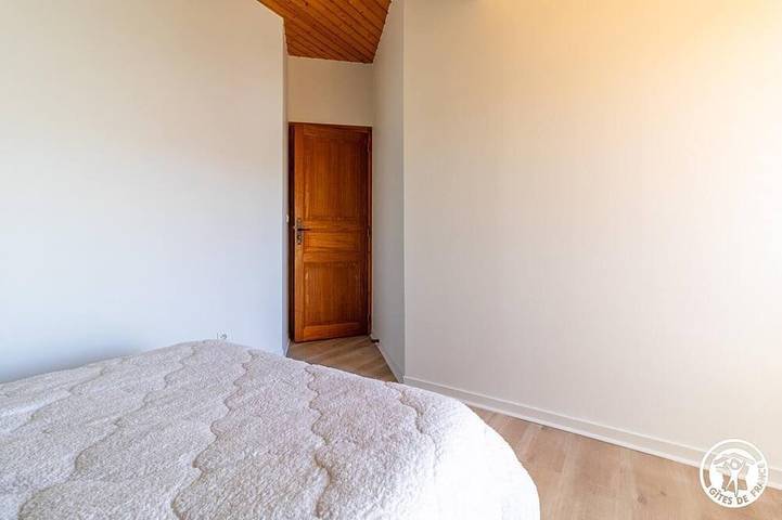 Location de vacances pour 6 personnes, avec jardin et balcon à Vernines - 4