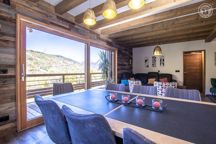 Gîte pour 8 personnes, avec jardin dans Doucy-Combelouvière - 4