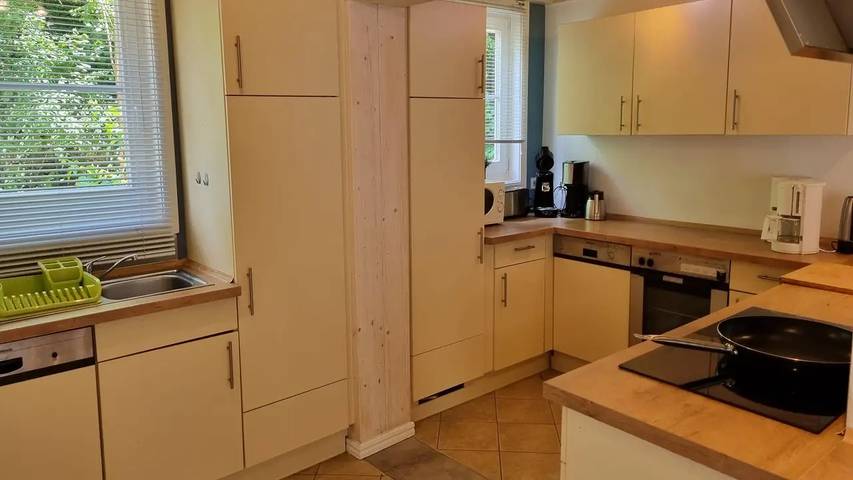 Ferienhaus für 14 Personen, mit Terrasse und Whirlpool sowie Garten und Sauna, mit Haustier in Region Oder - Spree - 4