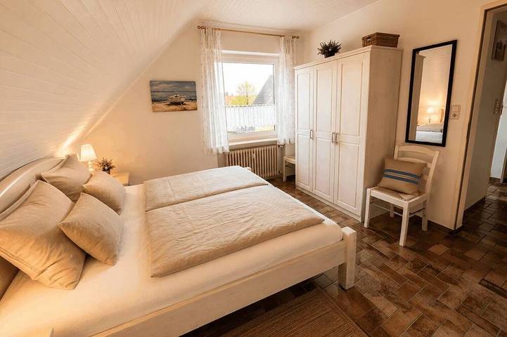 Filter.hub_sauna.vacation_home für 7 Personen, mit Terrasse und Garten sowie Sauna in Dornumersiel - 2