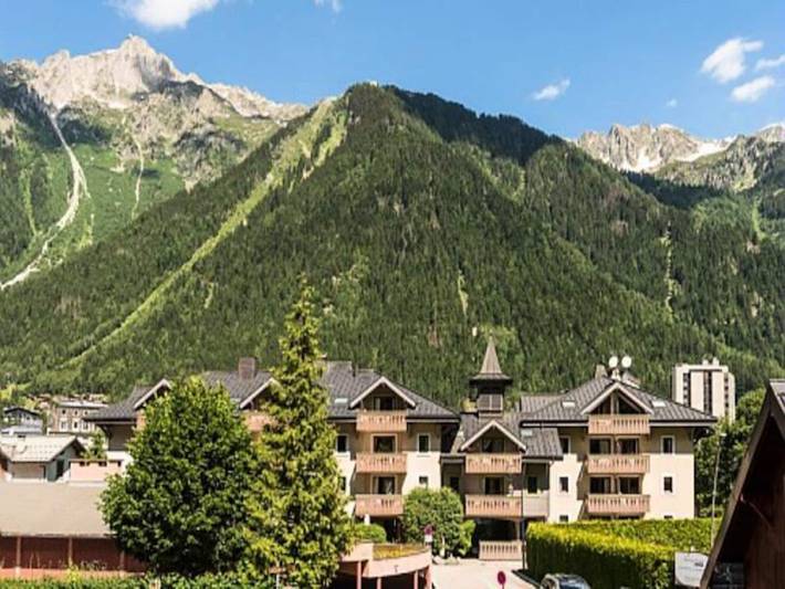 Appartamento per 6 persone, con sauna e piscina nonché balcone, adatto a famiglie con bambini a Chamonix-Mont-Blanc