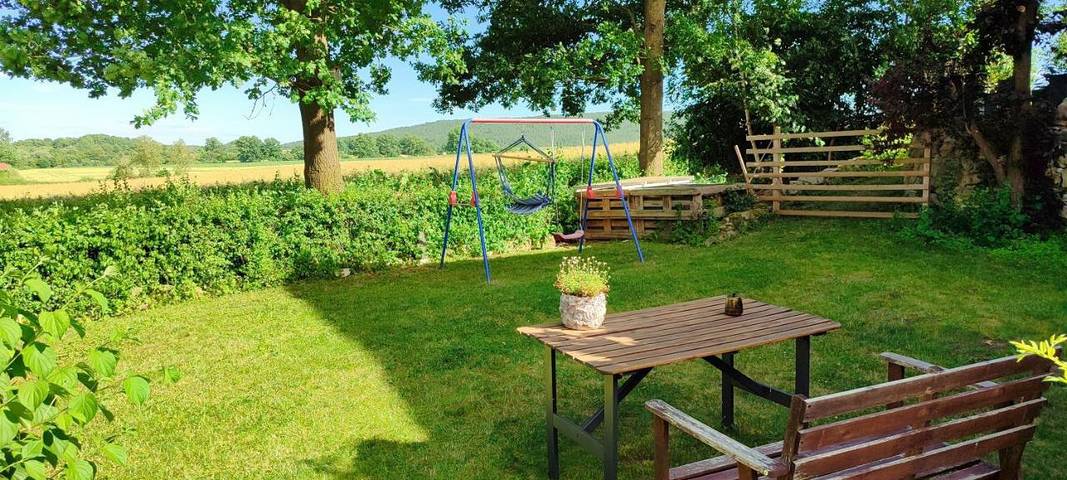 Ferienwohnung für 3 Personen, mit Garten und Ausblick in Altenkunstadt