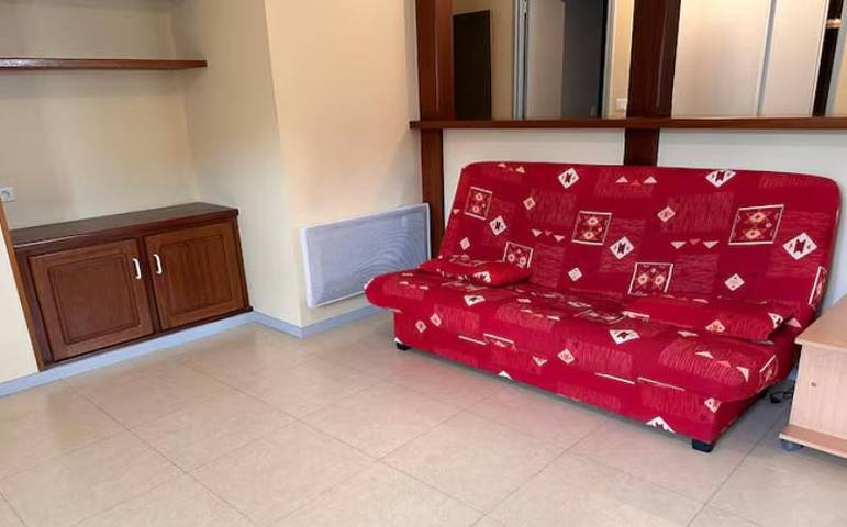 Gîte pour 8 personnes à Albepierre-Bredons - 2