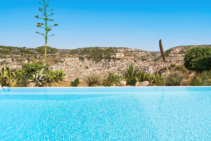 Villa pour 10 personnes, avec sauna et jacuzzi ainsi que jardin et terrasse, animaux acceptés - 1