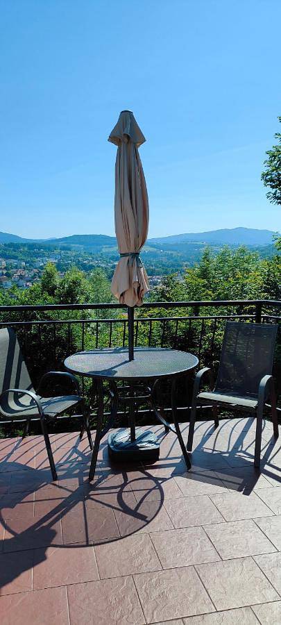 Apartament wakacyjny dla 4 osób, z widok i ogród w Laskowa - Kamionna