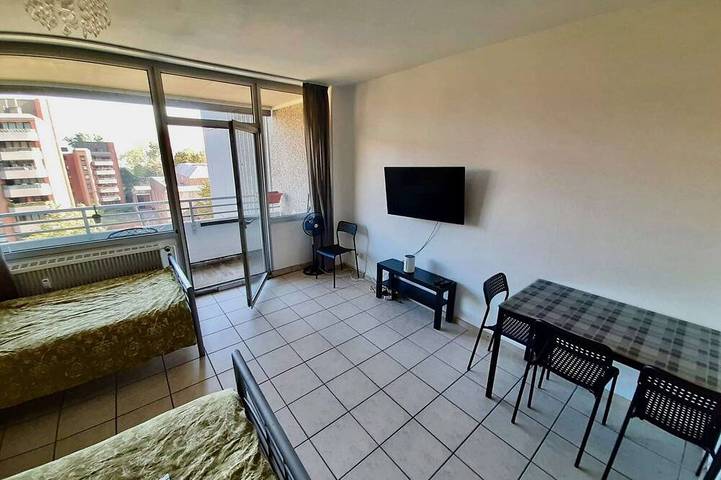 Ferienwohnung für 3 Personen, mit Balkon in Größte Kirmes am Rhein - 3