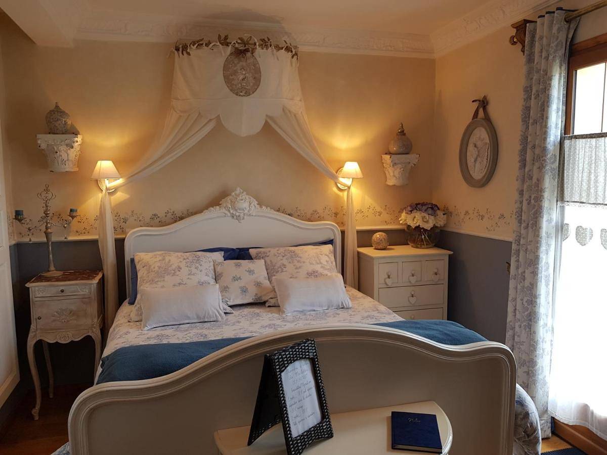 Double Room with Terrace in Bourron-Marlotte, Seine-et-Marne
