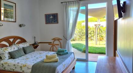 Cottage pour 4 personnes, avec piscine et jardin à Bizanet