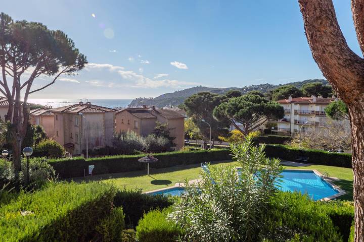 Apartamento entero, Aq-7 Bonita vista al mar y piscina comunitaria in Calella de Palafrugell, Palafrugell