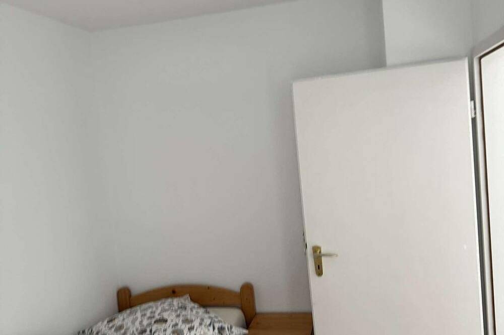Ganze Wohnung, Ferienwohnung Auguste Viktoria - Ferienwohnung direkt am Großen Plöner See in Plön, Plön (Stadt)