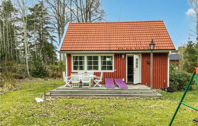 Ferienhaus für 5 Personen, mit Garten in Gräddö