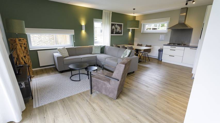 Ferienhaus für 6 Personen, mit Whirlpool und Pool sowie Terrasse und Sauna im Nationalpark Eifel - 2