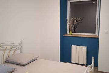 Gîte pour 4 Personnes dans Montaigu (Jura), Jura, Photo 2