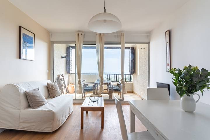 Ferienwohnung für 5 Personen, mit Pool und Terrasse in Cassis - 2