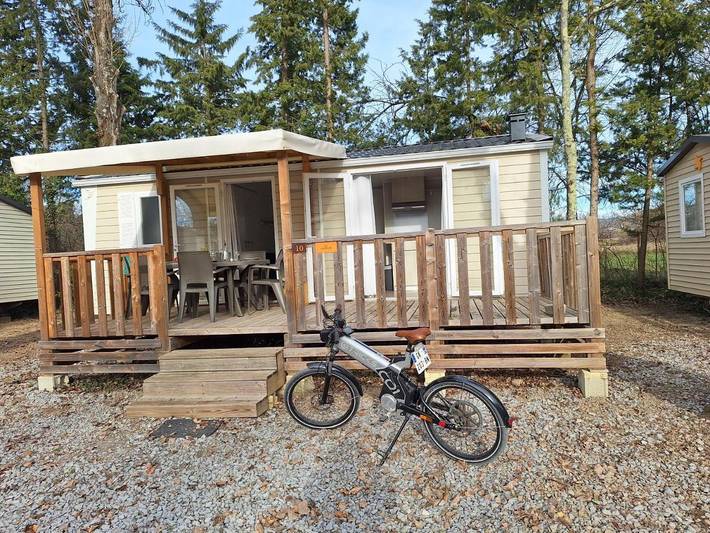 Location de vacances pour 6 personnes, avec piscine et terrasse à Lavilledieu - 2