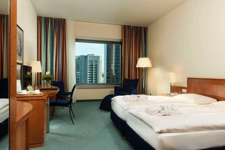 Hôtel pour 10 personnes, avec terrasse et sauna, animaux acceptés à Francfort-sur-le-Main - 4