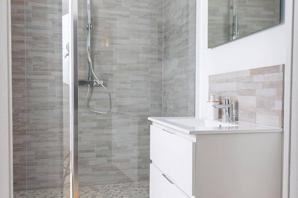 Apartamento entero, 70m² hypercentre apartment with whirlpool bath in La Flèche, Sarthe