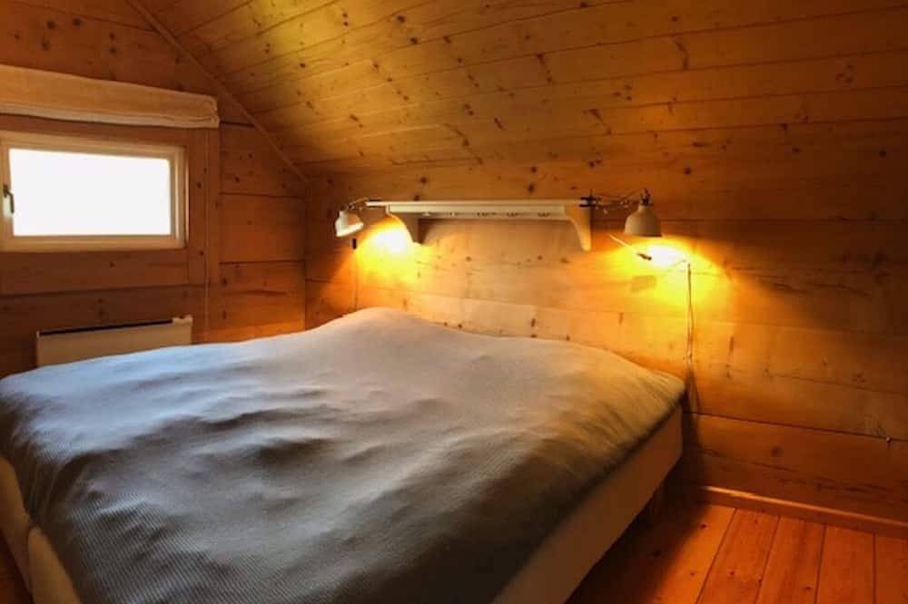Schönes Blockhaus. Sauna und Nebengebäude . Naturnah. Haustierfreundlich. in Vallåsen, Halland