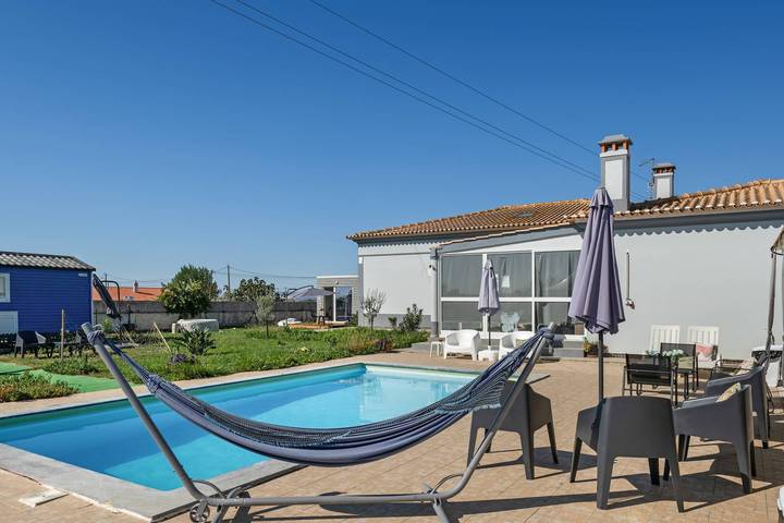Bungalow 'Quinta Simão' mit Gemeinschaftspool, Wi-Fi und Klimaanlage in Halbinsel von Setúbal