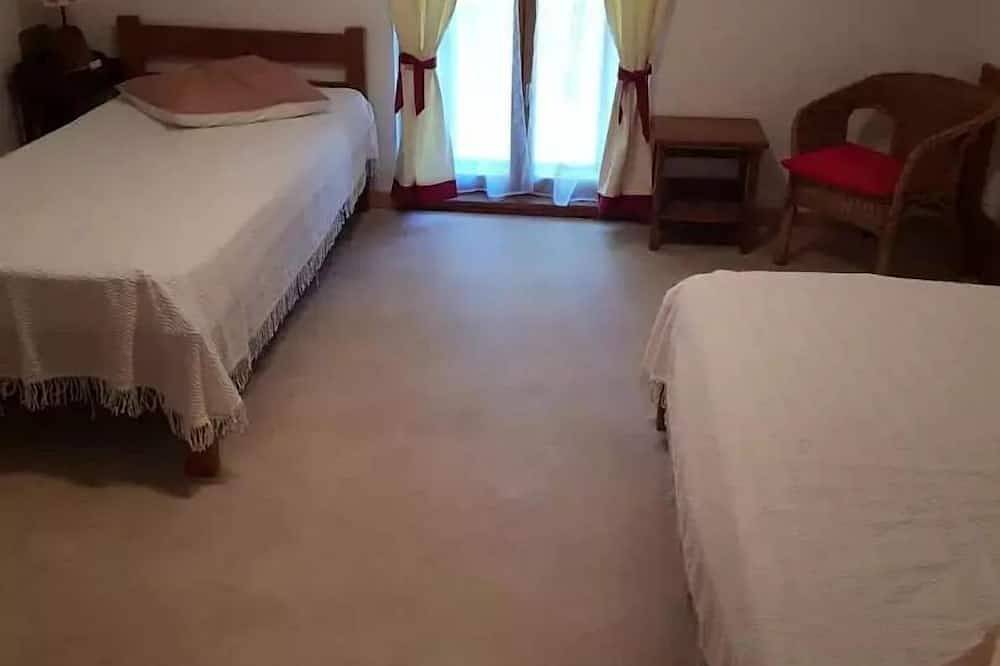 Gîte de France 4 personnes in Neuvic, Région d'Ussel