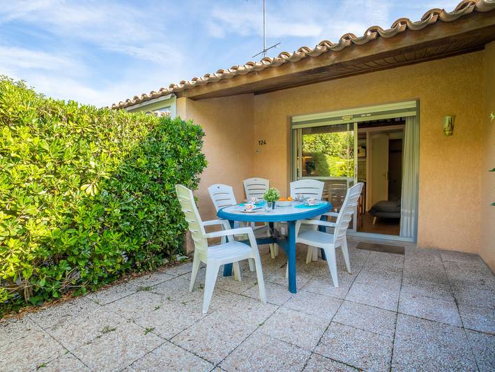 Ferienwohnung für 4 Personen, mit Terrasse und Kinderpool in Vence - 2