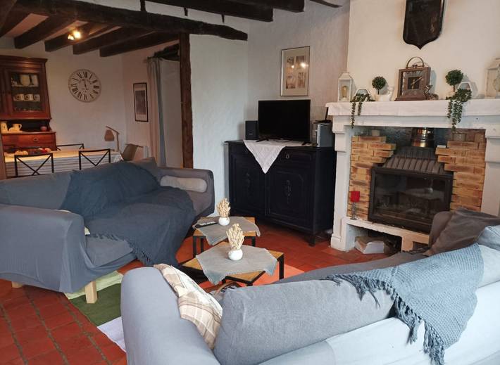 Gîte pour 24 personnes, avec terrasse et jardin en France - 4