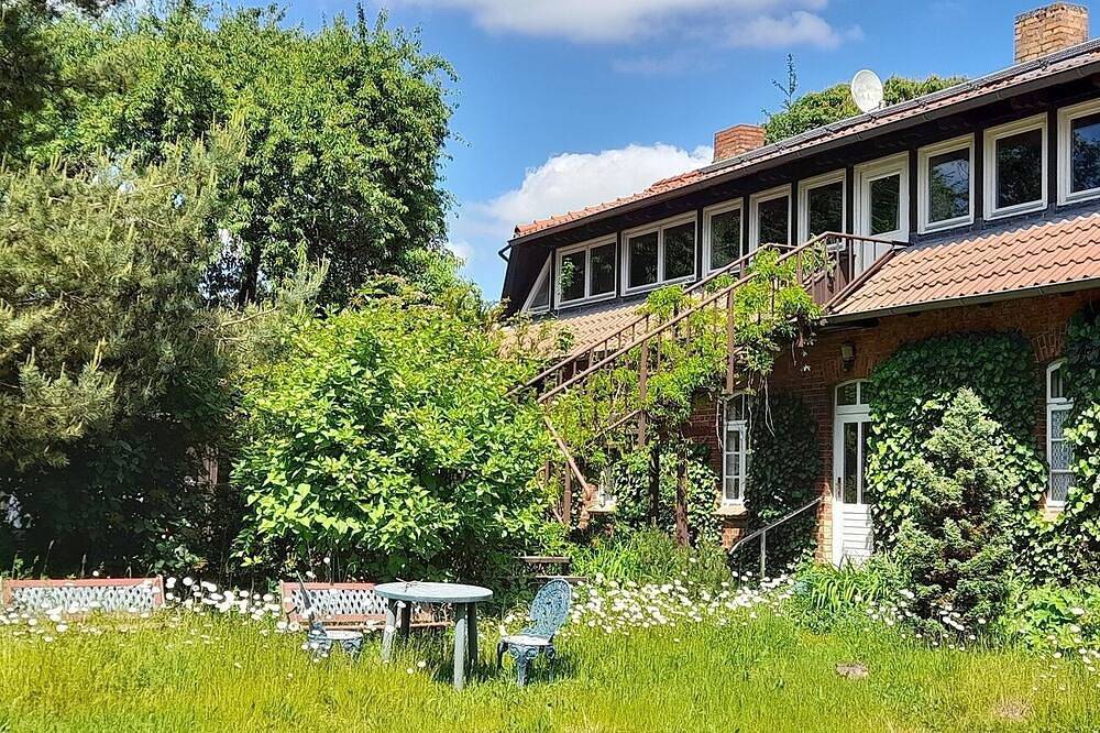 Ganze Wohnung, Ferienwohnung A3 - Ein Schlafzimmer Wohnung, Schläft 3 in Klocksin, Mecklenburgische Seenplatte