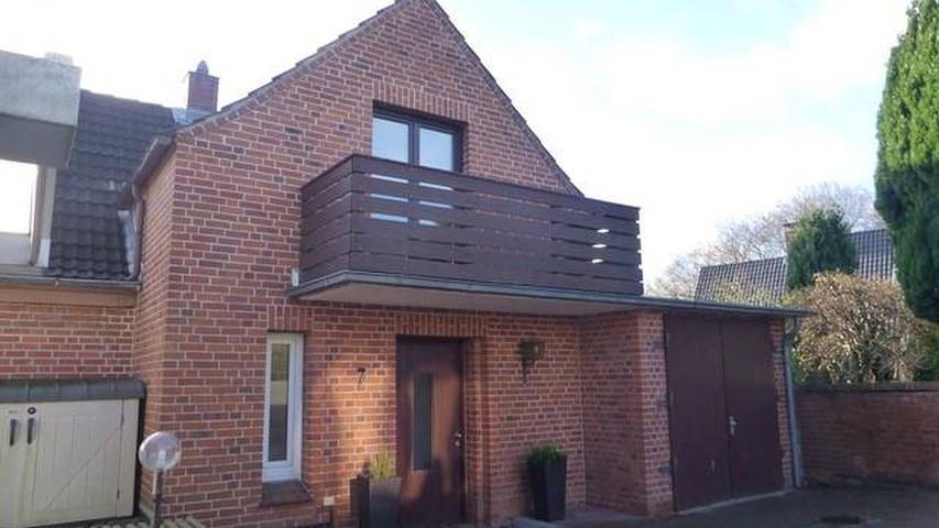 Ferienhaus für 5 Personen, mit Garten und Ausblick in Holtenau