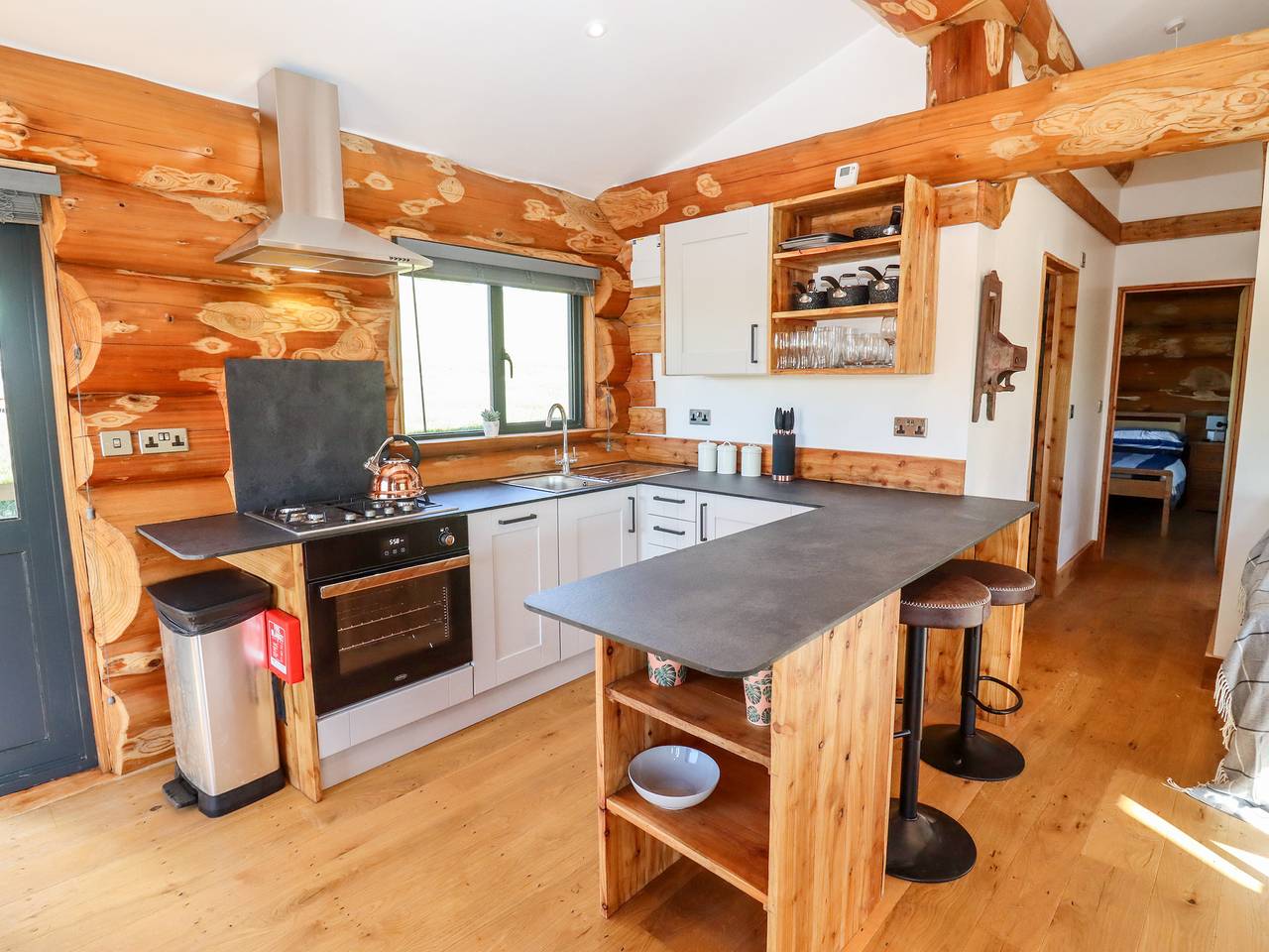 Cedar Cabin in Clifton upon Teme, Worcestershire