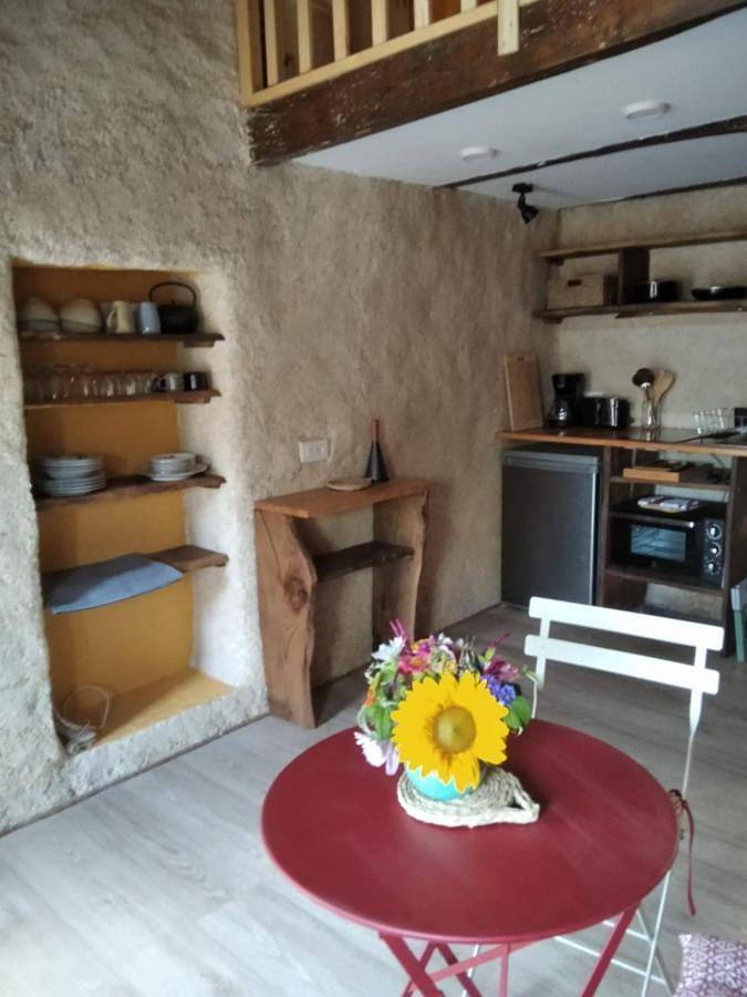 Gîte pour 4 personnes, avec jardin ainsi que terrasse et vue à Boffres - 4