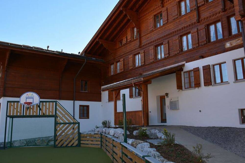 Ganze Wohnung, Mireille Nr. 6 in Saanenmöser, Saanen