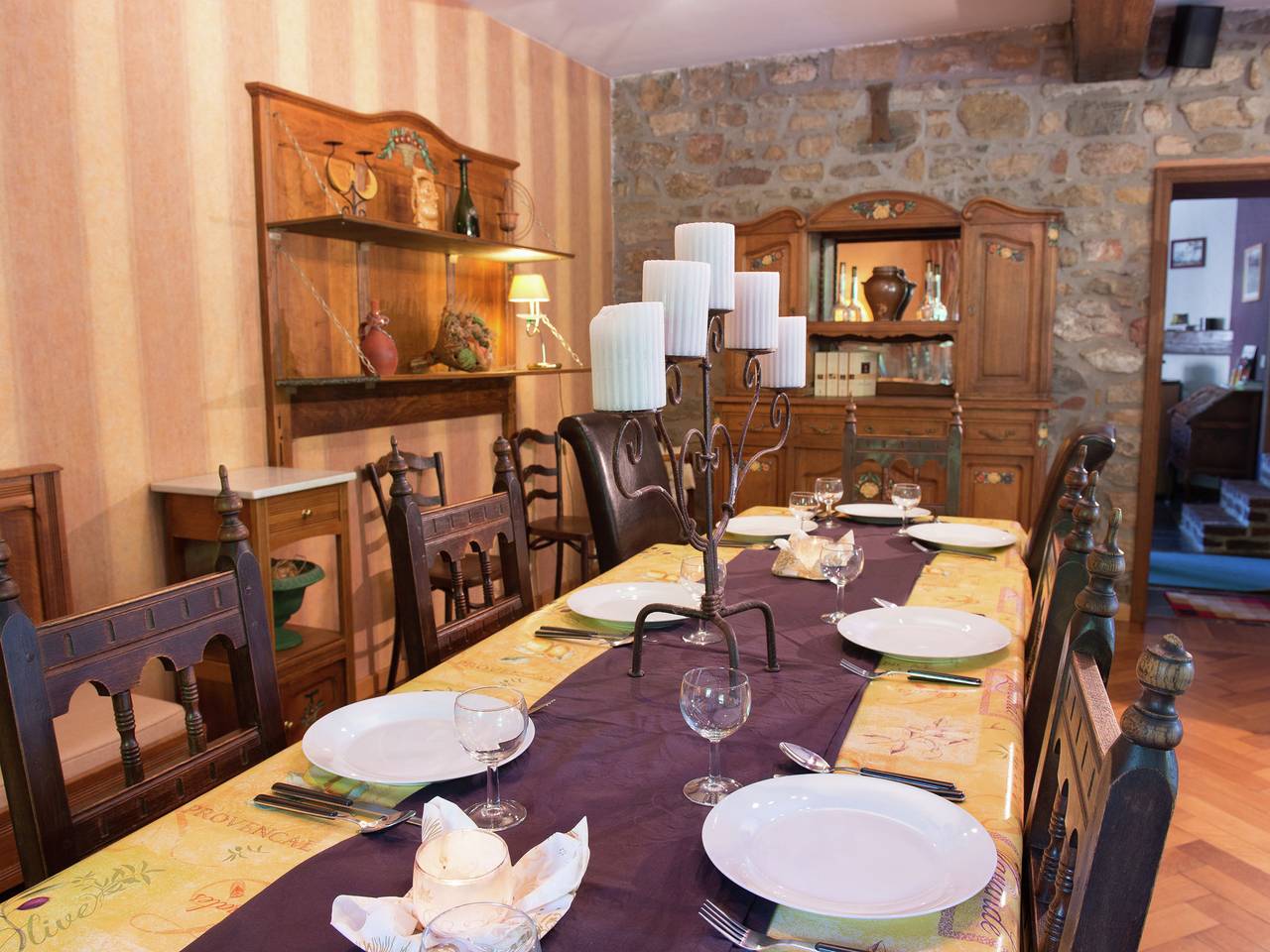 Casa rural Desnié con piscina in La Reid, Theux