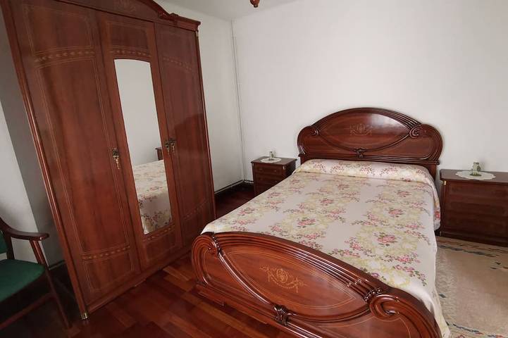 Preciosa casa con jardín en la bahía de Santander in Pedreña, Marina de Cudeyo
