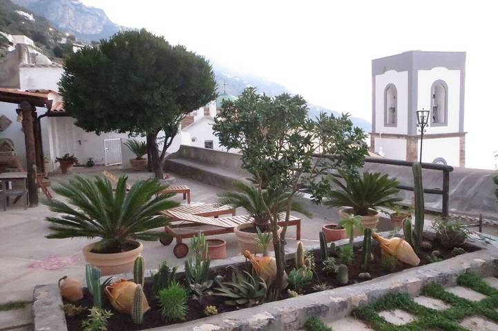 Villa für 4 Personen, mit Garten und Balkon - 1