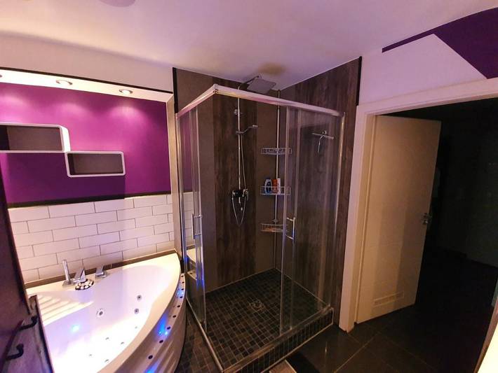 Ferienwohnung für 6 Personen, mit Whirlpool und Ausblick in Kölner Karneval - 2