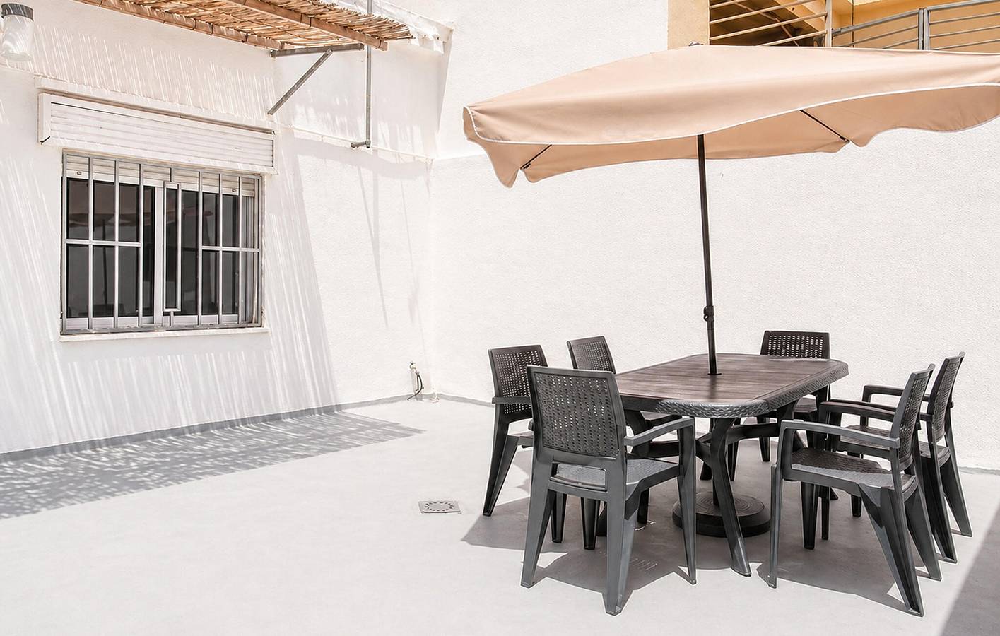 Encantador apartamento de 160 m² con piscina, terraza y plaza de aparcamiento in Alzira, Provincia de Valencia