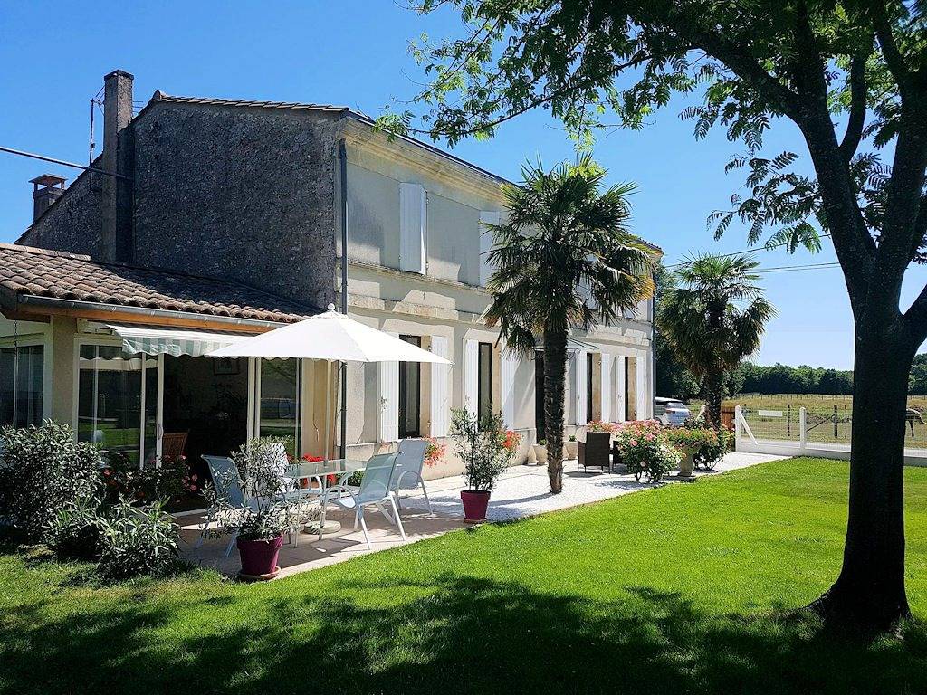 Les Albizzias - Les Albizzias in Saint-Laurent-Médoc, Région de Lesparre-Médoc