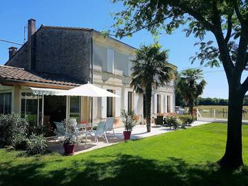 Chambre d’hôte pour 4 personnes, avec jardin dans Parc naturel régional du Médoc