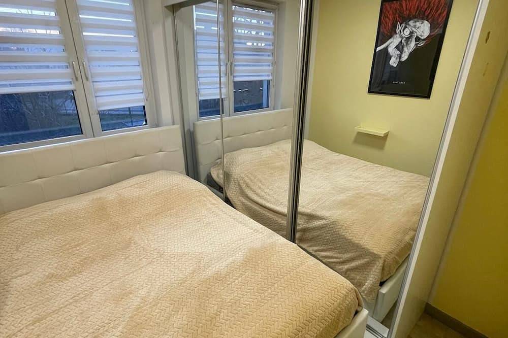 Ganze Wohnung, Cozy 1-bedroom apartment and 2 parking places free - in amazing Sosnowiec Wifi in Sosnowitz, Schlesien