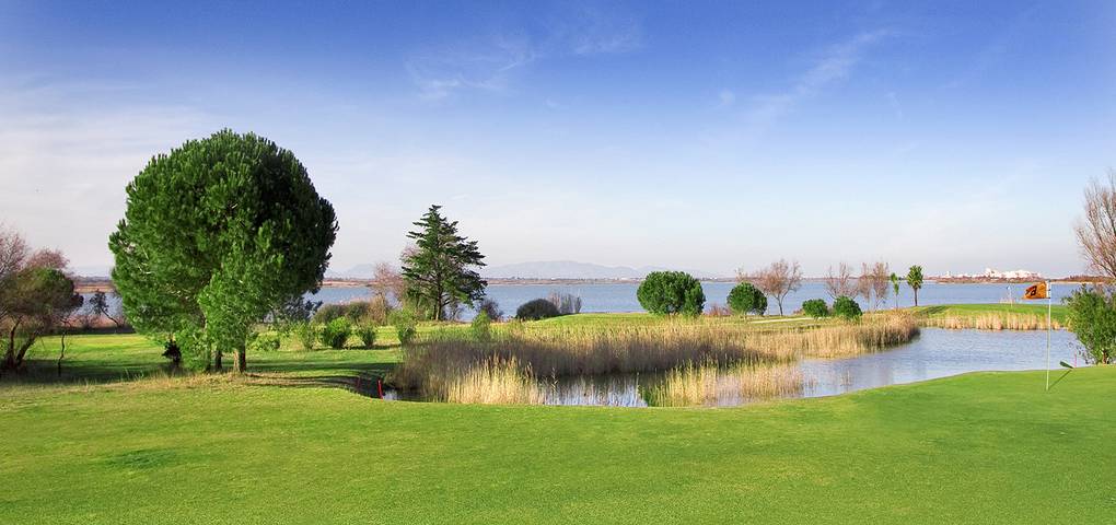 Gîte pour 4 personnes, avec sauna ainsi que balcon et piscine, adapté aux familles dans Golf de Saint Cyprien - 4