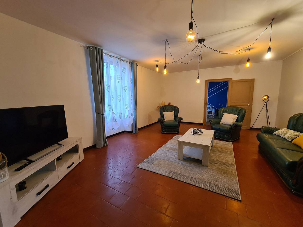 Maison individuelle près de la Châtre, jardin privé, jacuzzi in La Berthenoux, Région de La Châtre